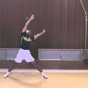 激しい動きの神戸体操